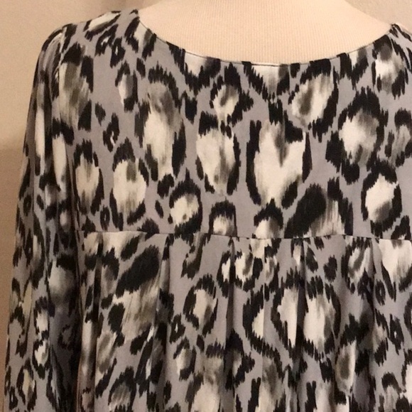 RAFAELLA Women's Small Animal Print Long Sleeve Career Top Professional Boho - Picture 4 of 6